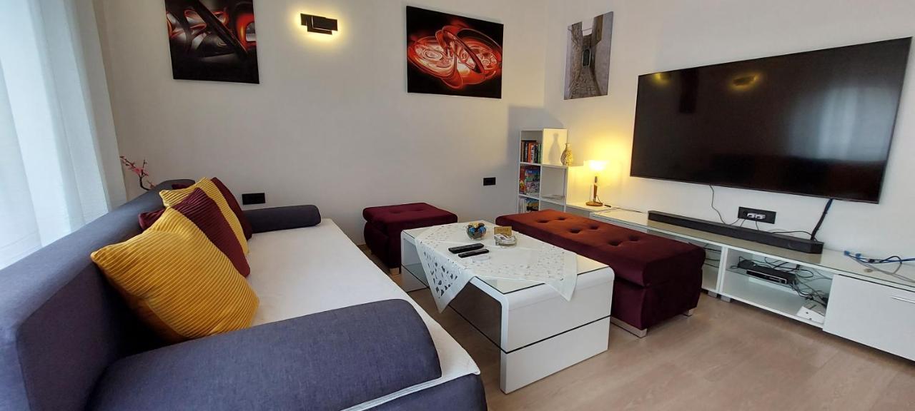Apartman Perunika Selce Exterior photo