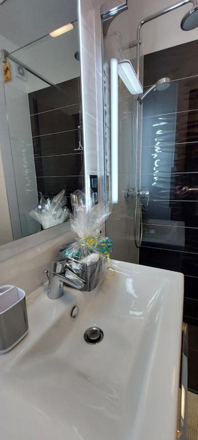 Apartman Perunika Selce Exterior photo