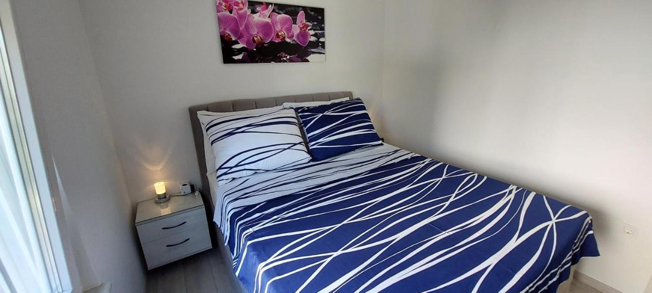 Apartman Perunika Selce Exterior photo